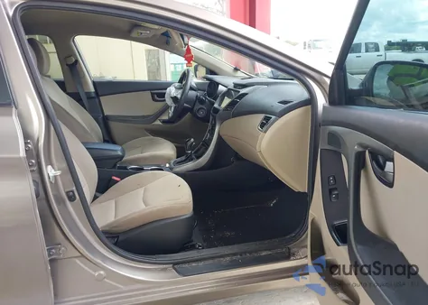 2016 Hyundai Elantra Se из США, поврежденный, VIN 5NPDH4AE3GH671901